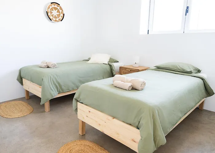 Casa Mascarena, Luxury With Heated Pool Lajares