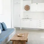 Вилла Casa Mascarena, Luxury With Heated Pool Лахарес