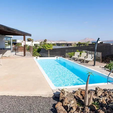 Casa Mascarena, Luxury With Heated Pool * Lajares